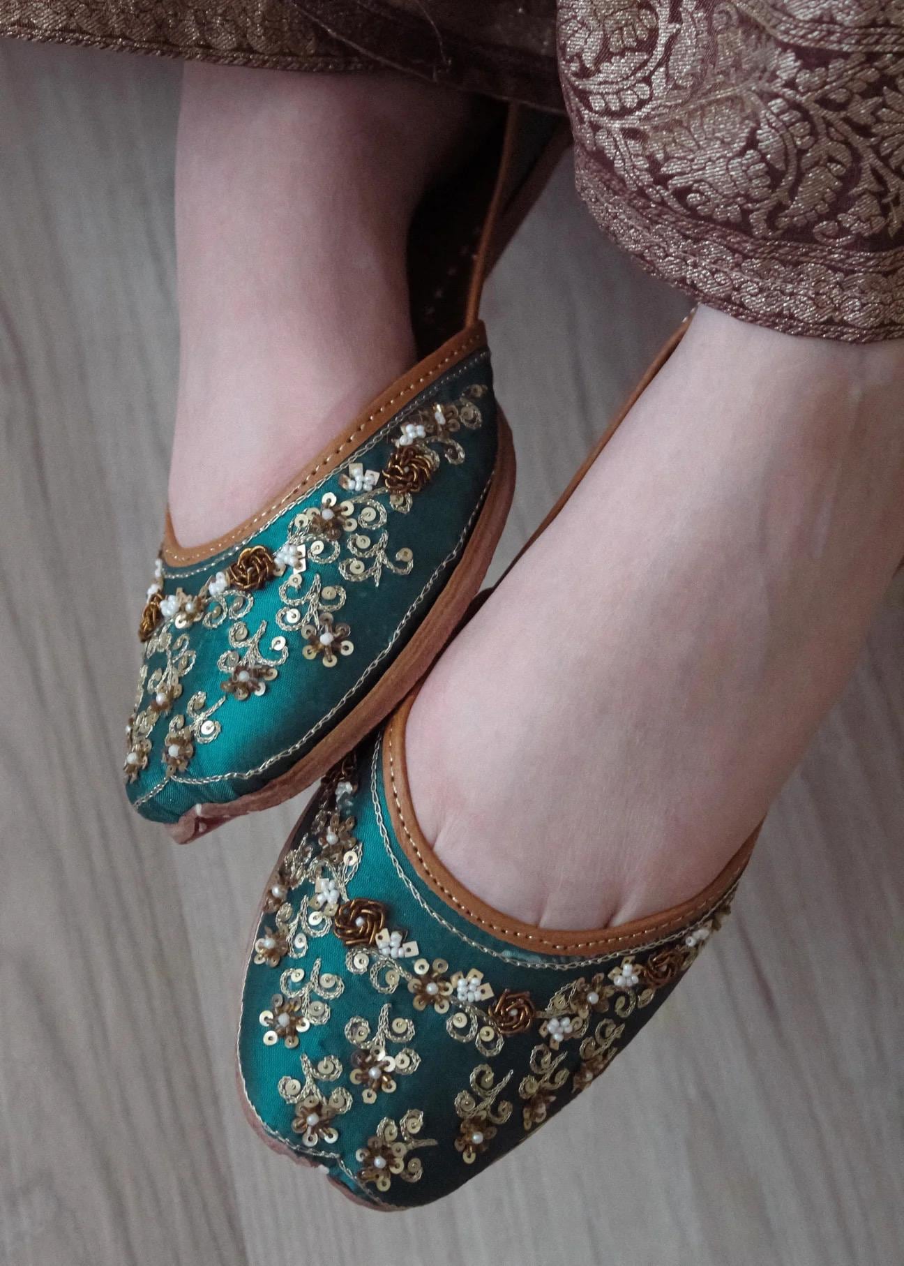 Floral Green Silk Khussa Flats, Handmade Punjabi Mojari Jutti