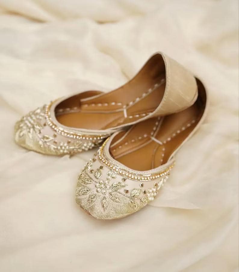 Handmade Floral Velvet Khussa Jutti – Gold & Pink, Indian Flats