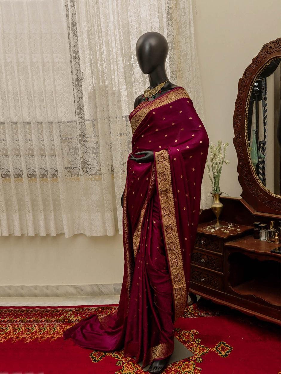 Beetroot banarsi saree Silk Saree, jaal and buti Pattern, Floral Border