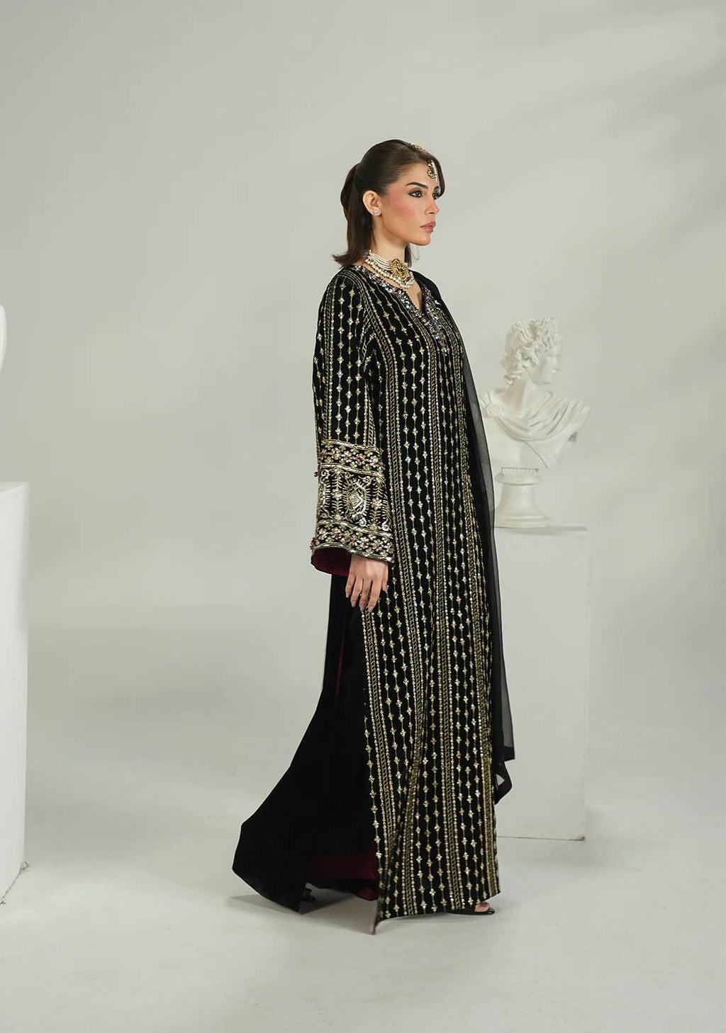 black velvet long dress with chiffon duppata: receptionwear black indian suit