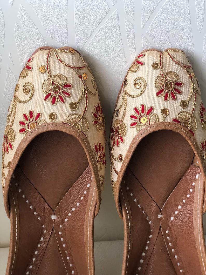 Gold embroidery Silk Jutti, handwork & Sequined zari work Punjabi Flats