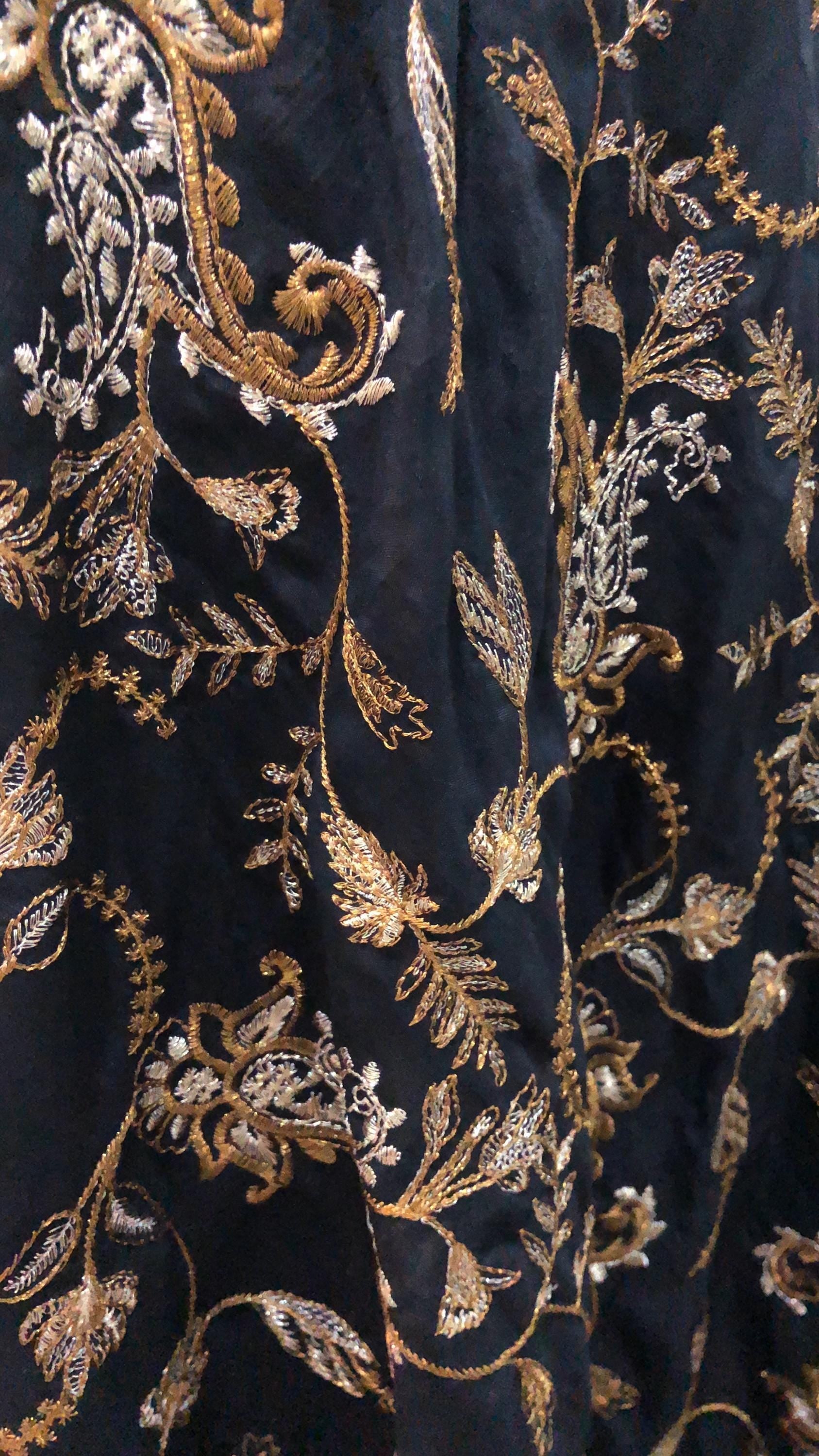 Embroidered Black dhanak Kashmiri Shawl: Indian Festive Wear