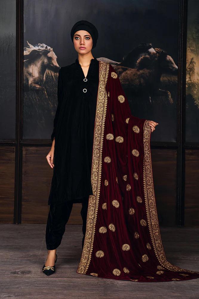 Zari Maroon Velvet Bridal Shawl, Kashmiri Style
