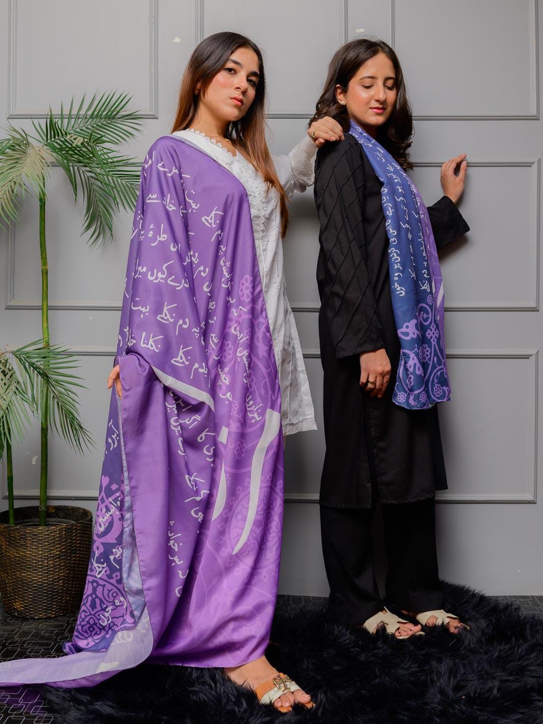 Elegant Arabic Calligraphy Scarf – Odhni| Lightweight Hijab | Modest Fashion ShawlDuppaata