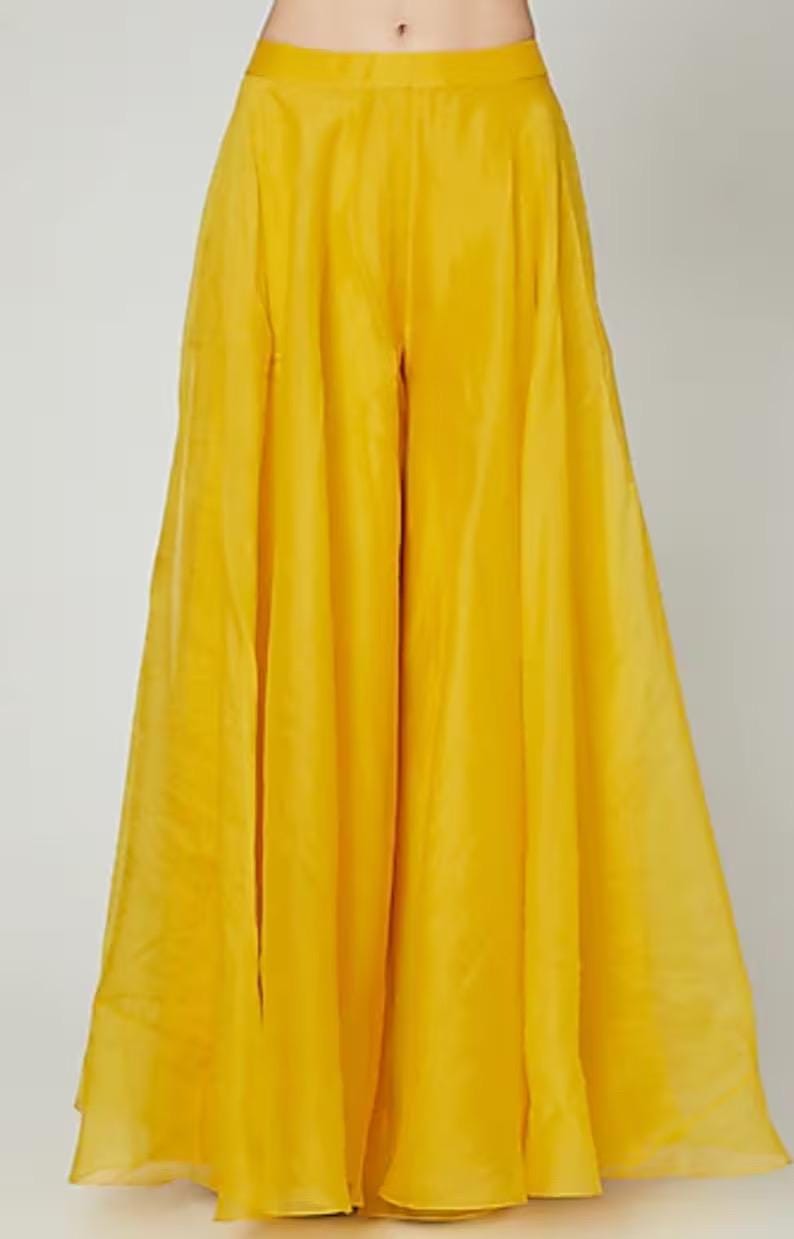 Wide leg plazzo pants in diffrent colors available.