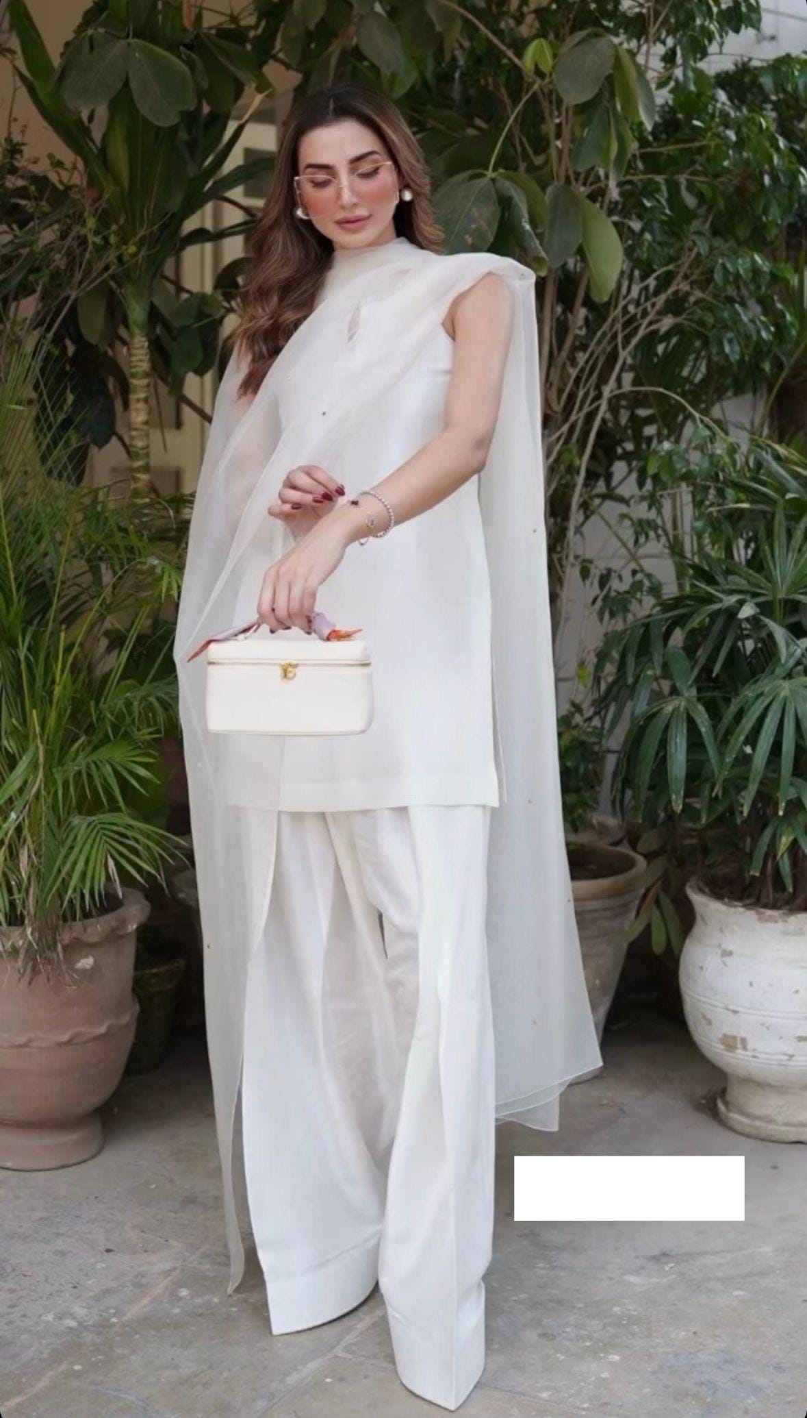 Silk Farshi Shalwar Kameez: Indian Wedding Outfit with Organza Dupatta