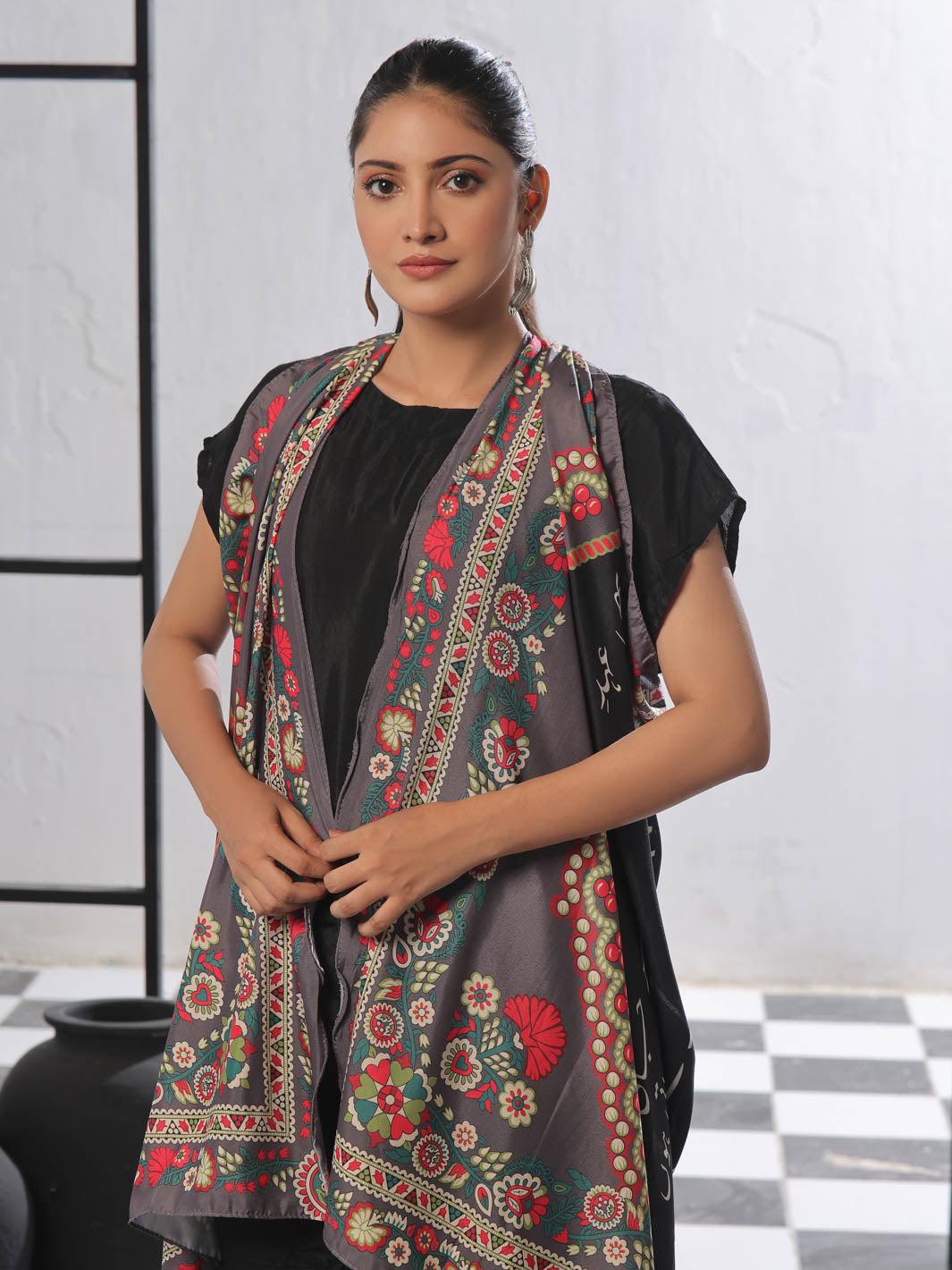 Washma Dupatta (Black) lawn Dupatta | Urdu poem Shawl | Elegant Modest Wrap | Spiritual Fashion