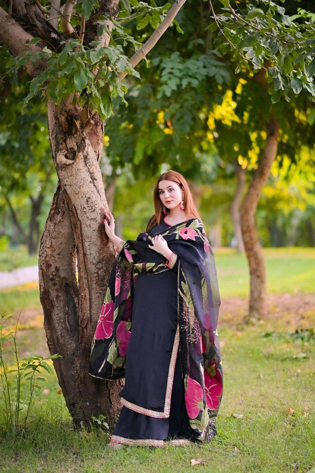 Hand-Painted Korean Silk Suit: Embroidered Organza Dupatta, Pakistani Party Wear