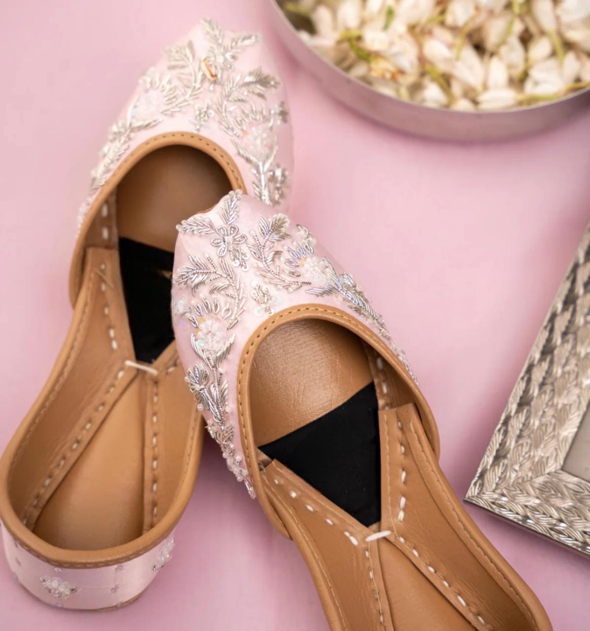 Handmade Pink Floral Mojari Flats: Punjabi Jutti Shoes