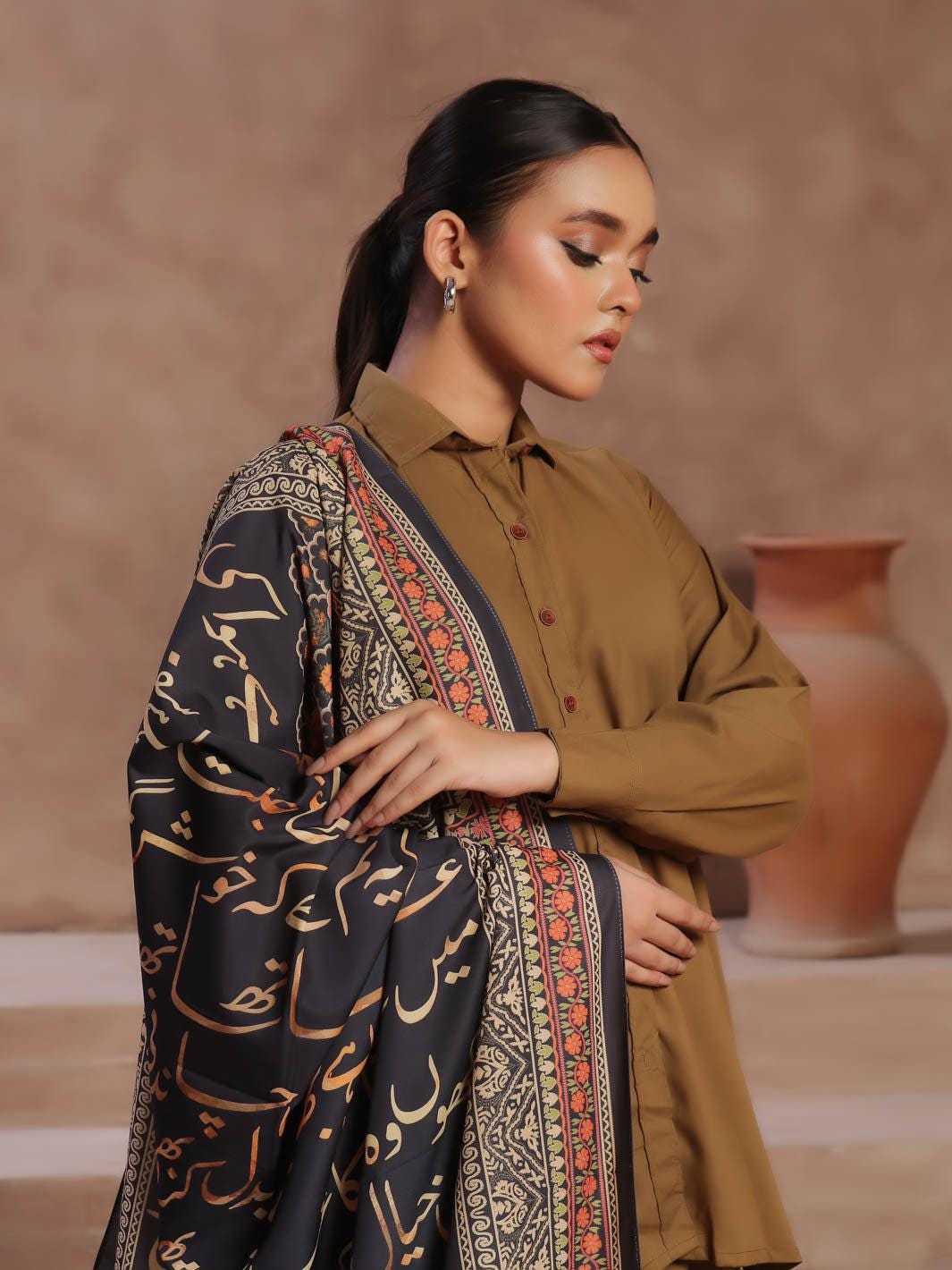 Nazakat Emerald Green|Black| Chiffon Dupatta | Traditional Pakistani shawl for Festive Wear| urdu artwork duppata |islamic hijab for women